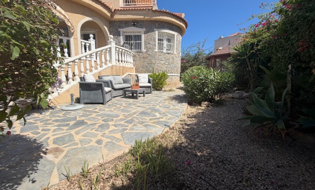 Sale - Villa -
Rojales - Lo Pepin