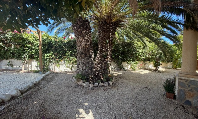 Sale - Villa -
Rojales - Lo Pepin