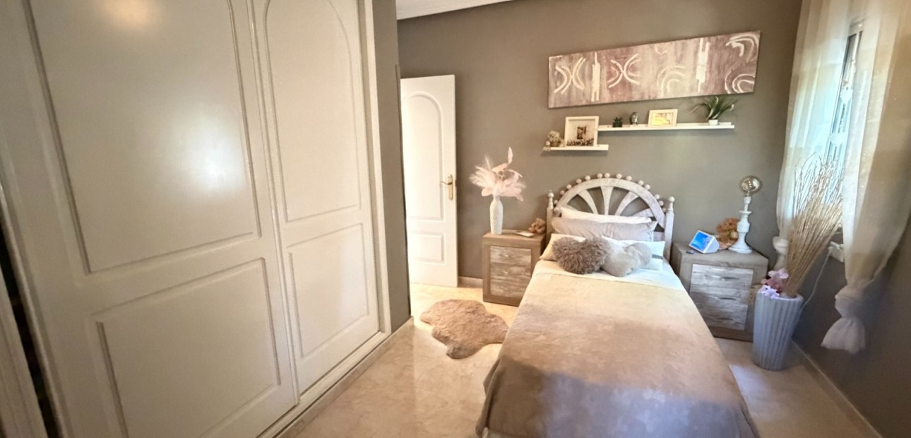 Sale - Villa -
Rojales - Lo Pepin