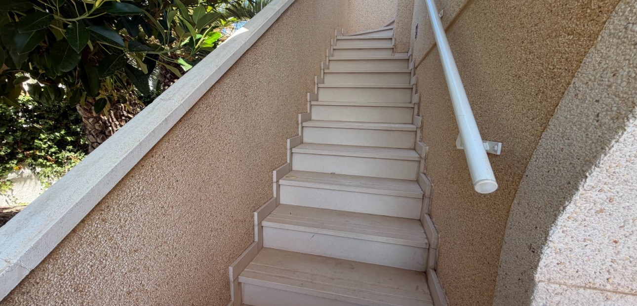 Sale - Villa -
Rojales - Lo Pepin
