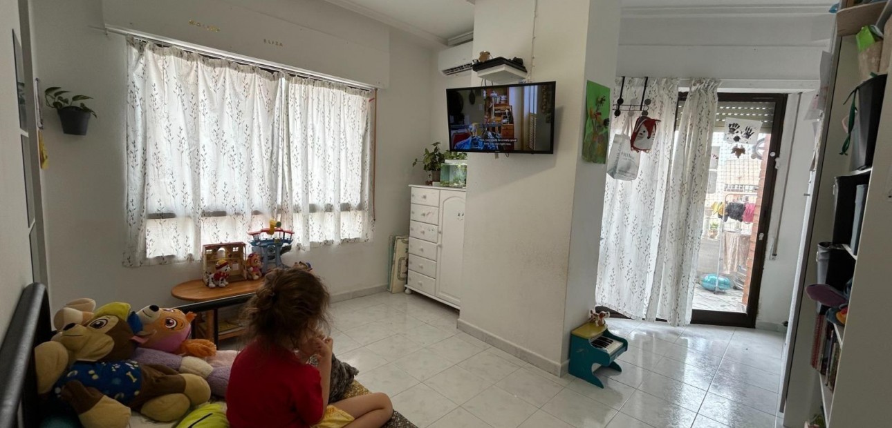 Sale - Studio -
Torrevieja - La Mata pueblo