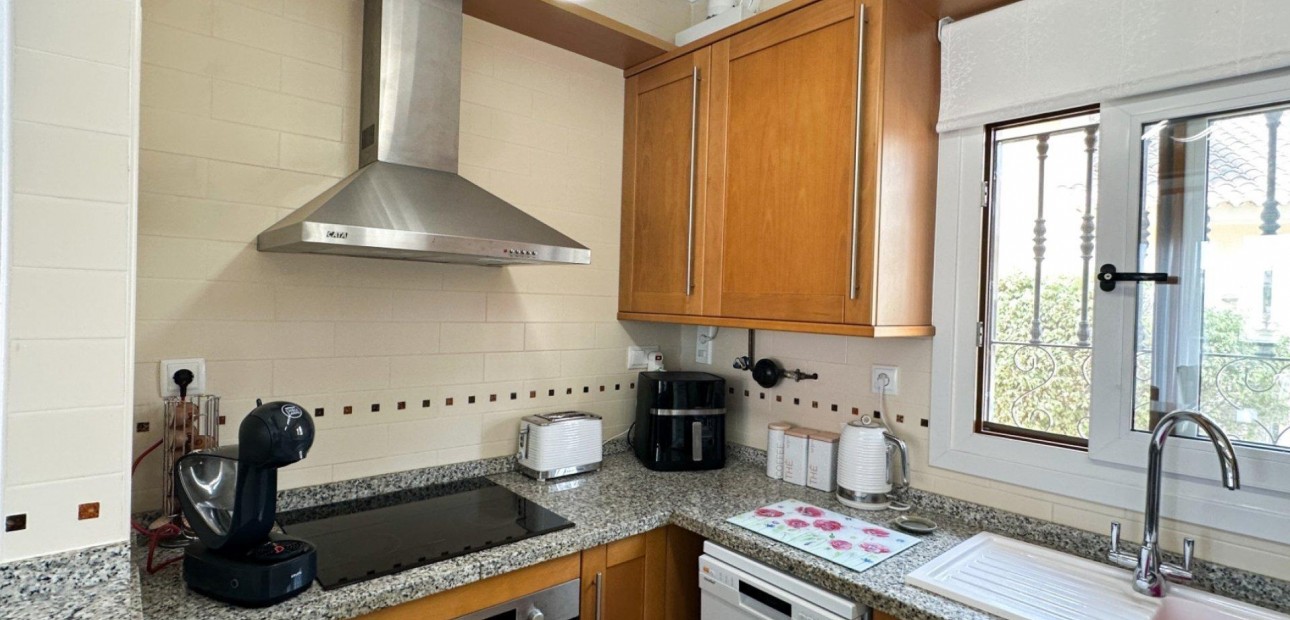 Sale - Terraced house -
Algorfa - Comunidad valenciana