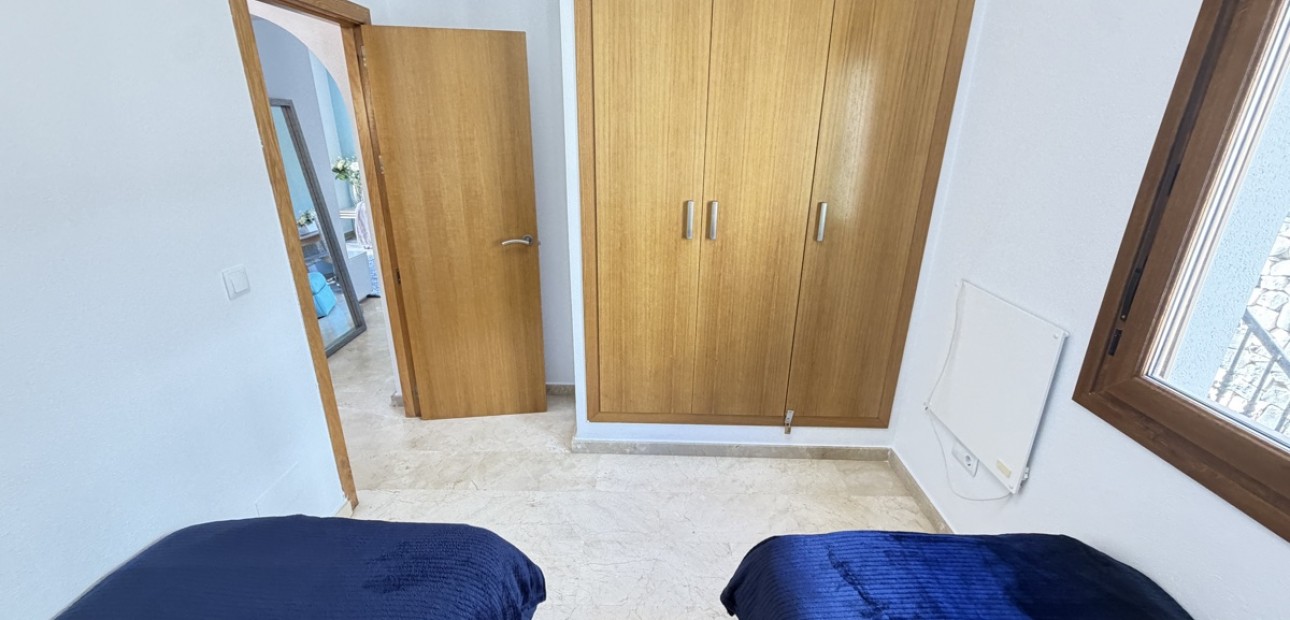 Sale - Apartment / flat -
Orihuela Costa - Las Ramblas