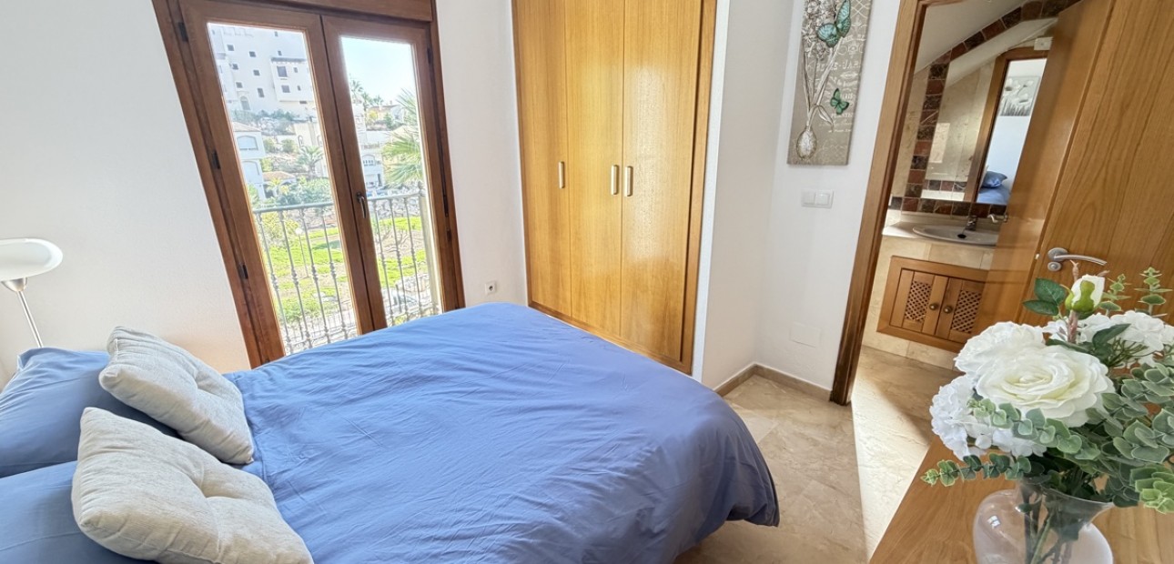Sale - Apartment / flat -
Orihuela Costa - Las Ramblas