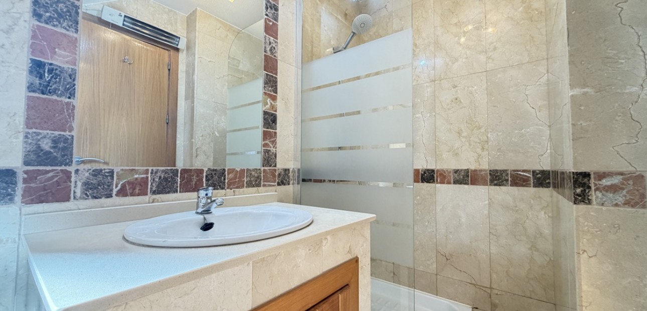 Sale - Apartment / flat -
Orihuela Costa - Las Ramblas