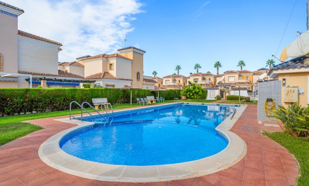 Sale - Detached Villa -
Guardamar del Segura - El Raso