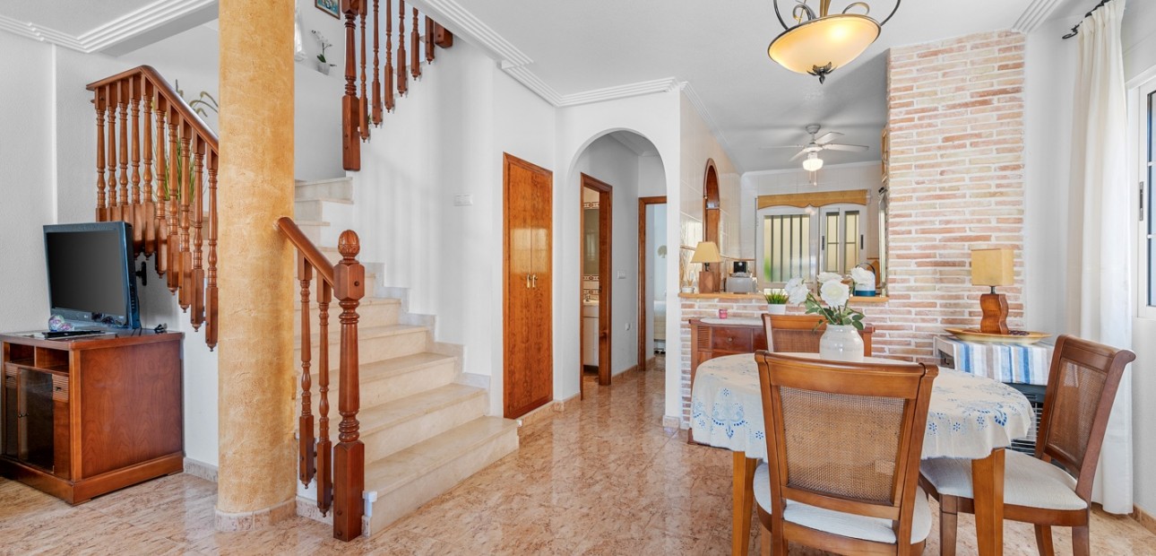 Sale - Detached Villa -
Guardamar del Segura - El Raso