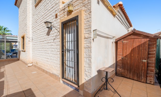Sale - Detached Villa -
Guardamar del Segura - El Raso
