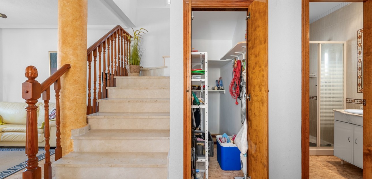 Sale - Detached Villa -
Guardamar del Segura - El Raso
