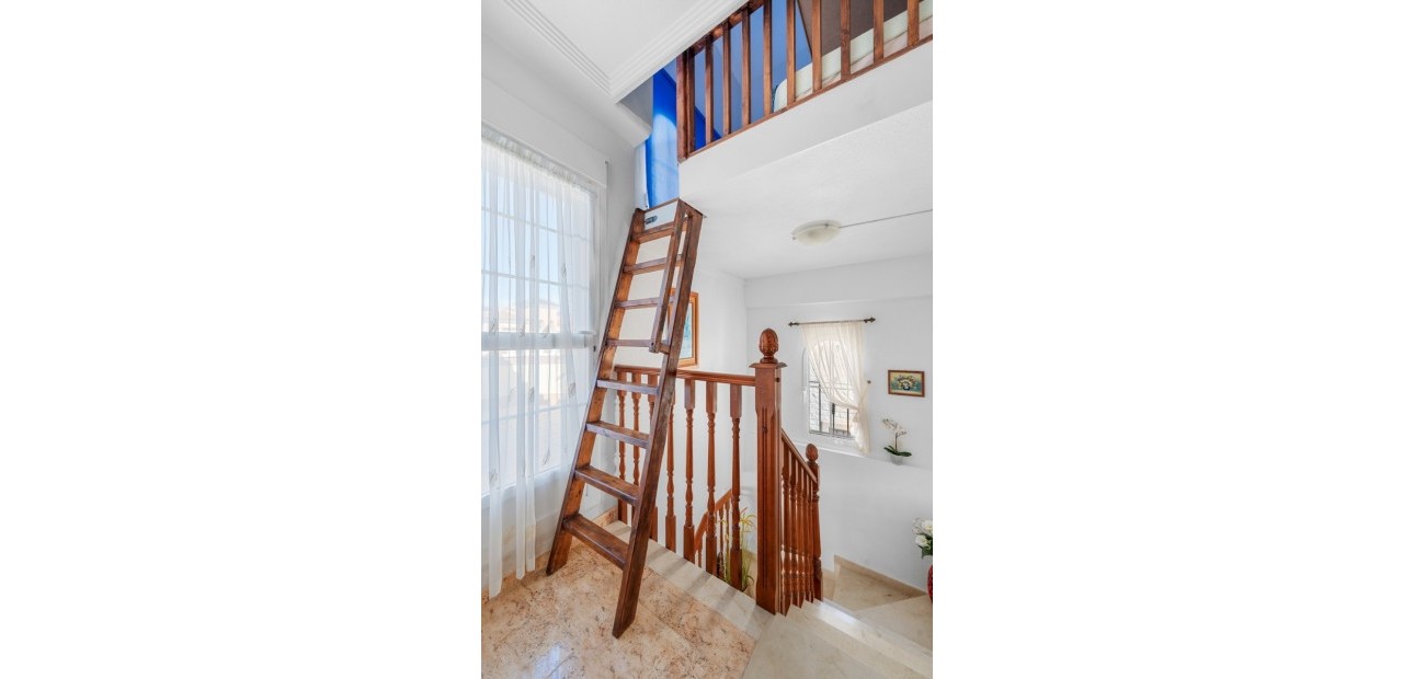 Sale - Detached Villa -
Guardamar del Segura - El Raso
