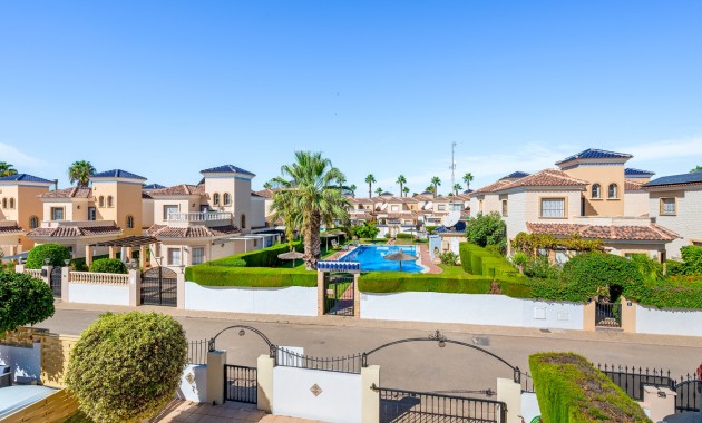 Sale - Detached Villa -
Guardamar del Segura - El Raso