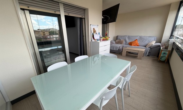 Venta - Apartamento / piso -
Jacarilla