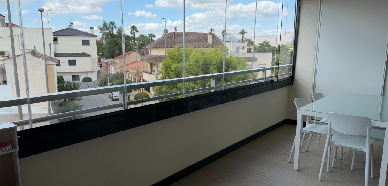 Venta - Apartamento / piso -
Jacarilla