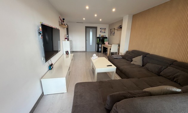 Venta - Apartamento / piso -
Jacarilla