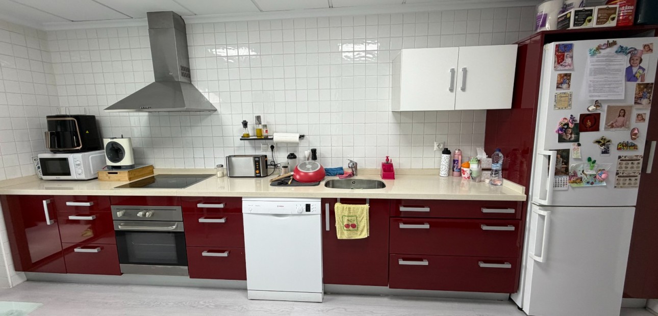 Venta - Apartamento / piso -
Jacarilla