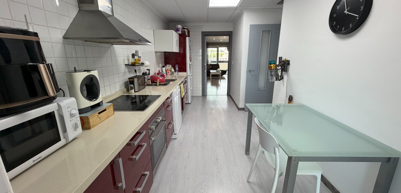 Venta - Apartamento / piso -
Jacarilla