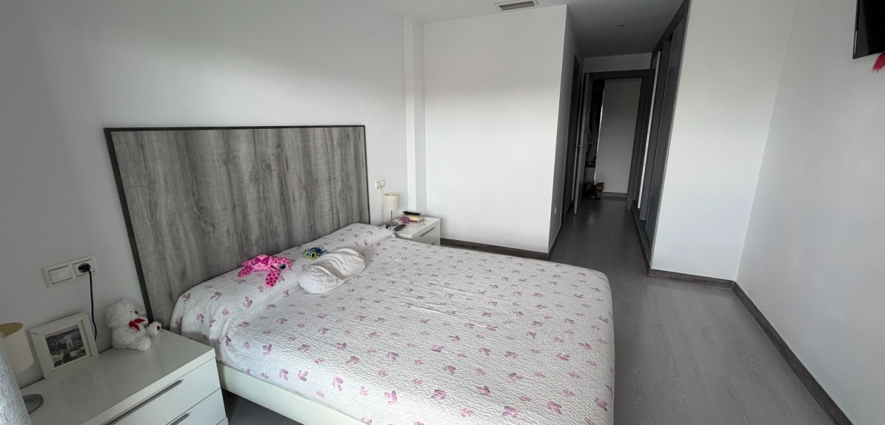 Venta - Apartamento / piso -
Jacarilla