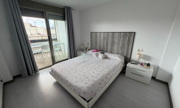 Venta - Apartamento / piso -
Jacarilla