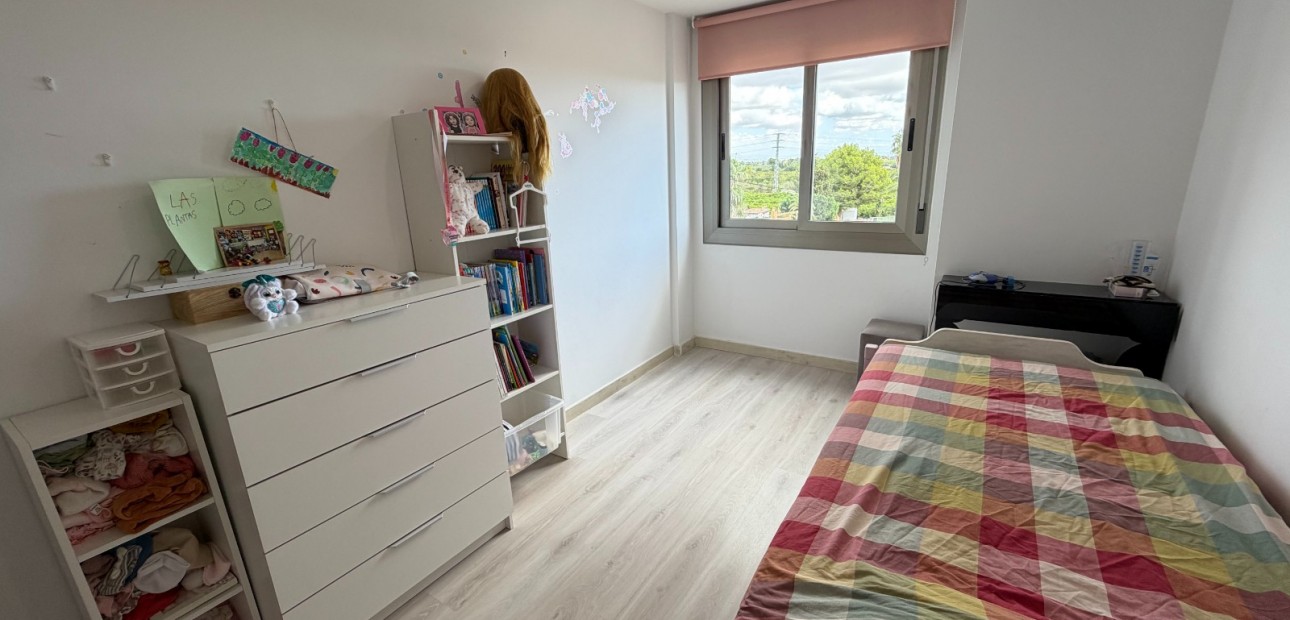 Venta - Apartamento / piso -
Jacarilla