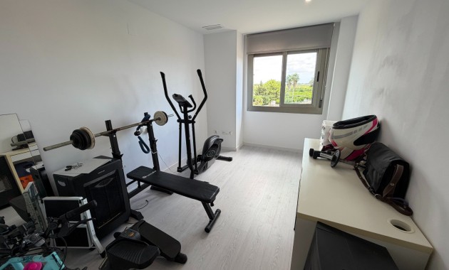 Venta - Apartamento / piso -
Jacarilla