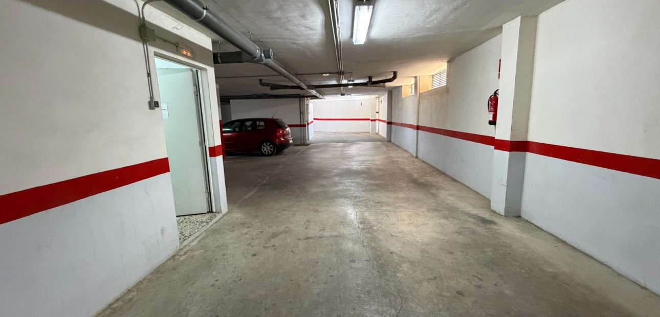 Venta - Apartamento / piso -
Jacarilla
