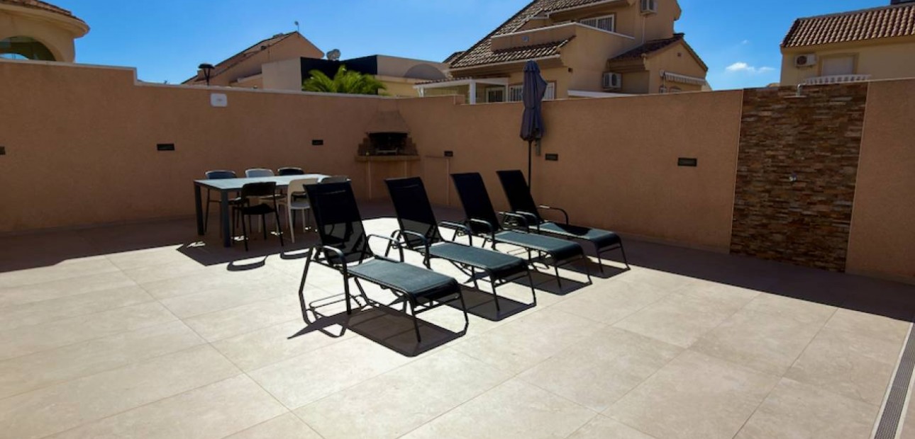 Sale - Villa -
Ciudad Quesada - Costa Blanca