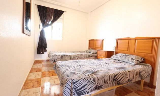 Sale - Apartment / flat -
Orihuela Costa - La Zenia