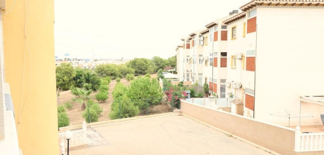 Sale - Apartment / flat -
Orihuela Costa - La Zenia