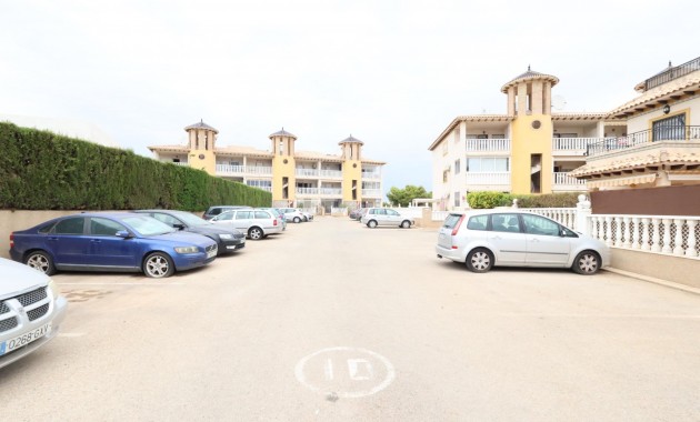 Sale - Apartment / flat -
Orihuela Costa - La Zenia