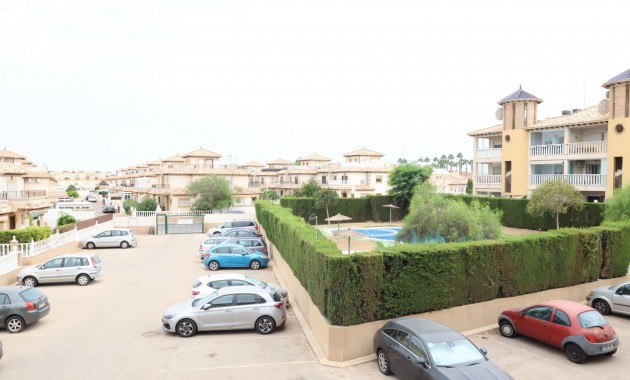 Sale - Apartment / flat -
Orihuela Costa - La Zenia