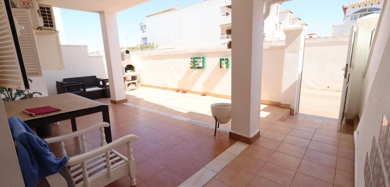 Sale - Apartment / flat -
Los Alcázares - Dolores de Pacheco-Santa Rosalía