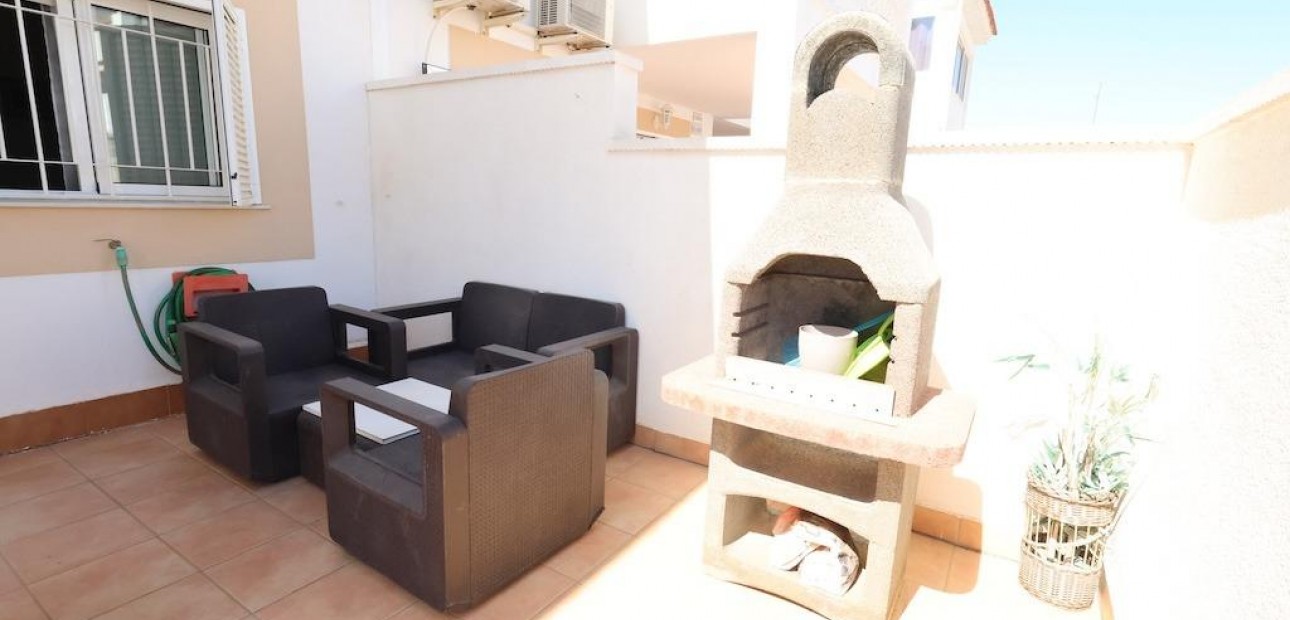 Sale - Apartment / flat -
Los Alcázares - Dolores de Pacheco-Santa Rosalía