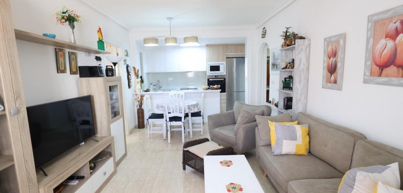 Sale - Apartment / flat -
Los Alcázares - Dolores de Pacheco-Santa Rosalía