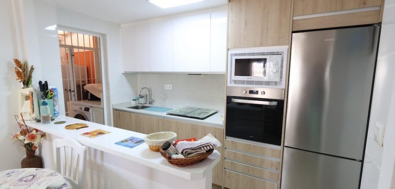 Sale - Apartment / flat -
Los Alcázares - Dolores de Pacheco-Santa Rosalía