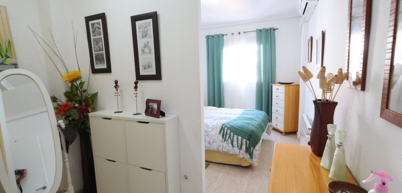 Sale - Apartment / flat -
Los Alcázares - Dolores de Pacheco-Santa Rosalía