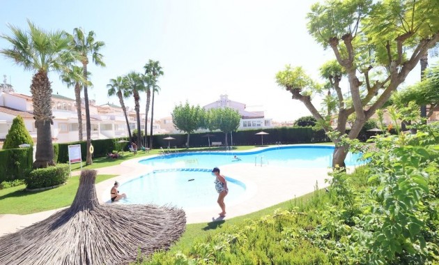 Sale - Apartment / flat -
Los Alcázares - Dolores de Pacheco-Santa Rosalía