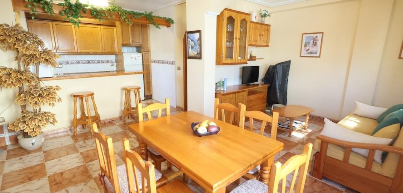 Sale - Terraced house -
Orihuela Costa - Playa Flamenca