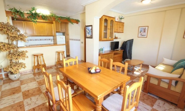 Sale - Terraced house -
Orihuela Costa - Playa Flamenca