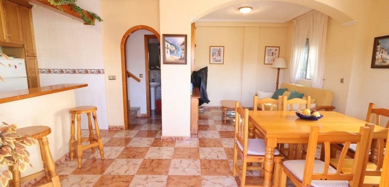 Sale - Terraced house -
Orihuela Costa - Playa Flamenca
