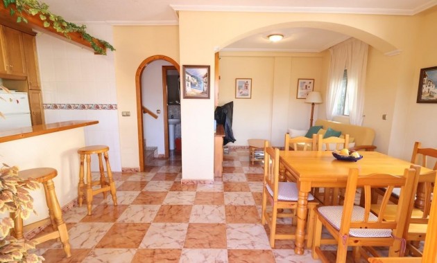 Sale - Terraced house -
Orihuela Costa - Playa Flamenca