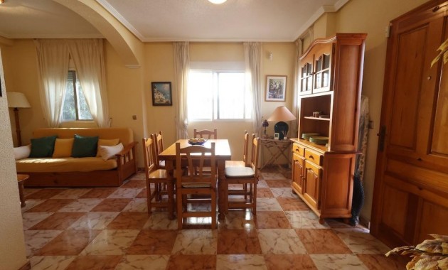 Sale - Terraced house -
Orihuela Costa - Playa Flamenca