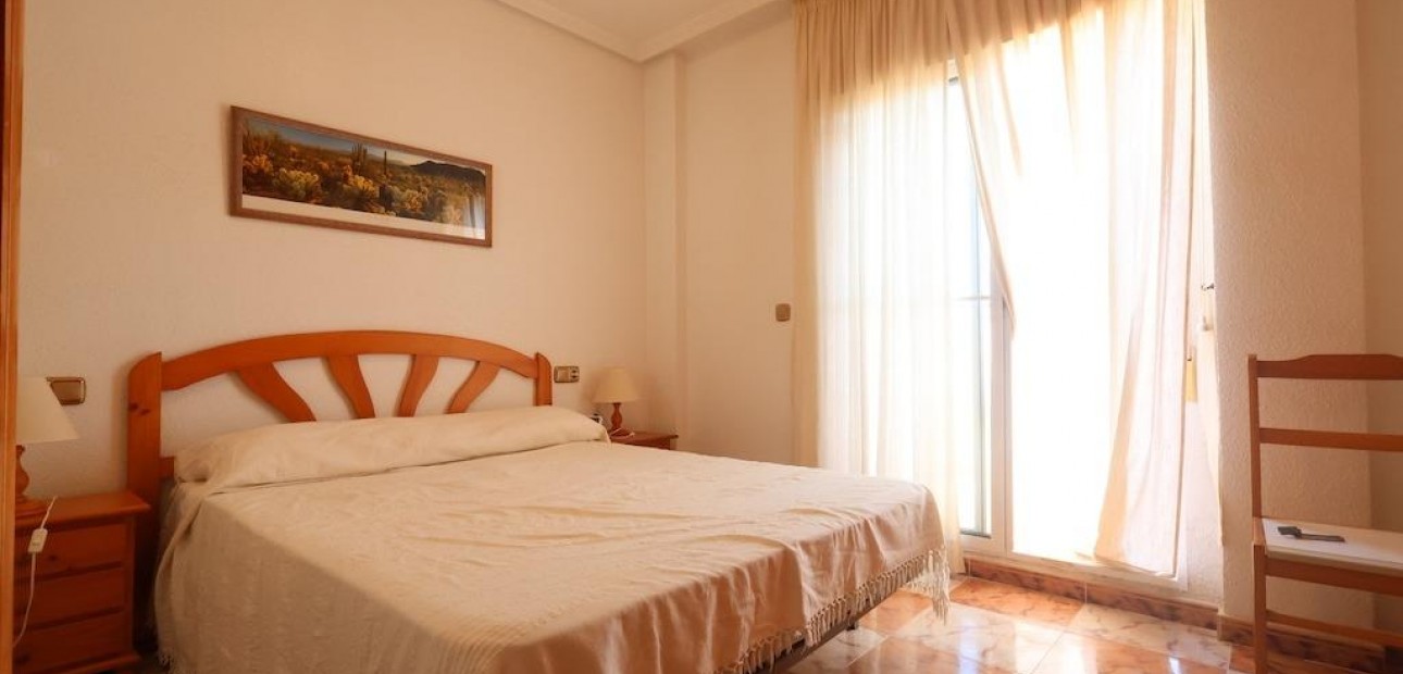 Sale - Terraced house -
Orihuela Costa - Playa Flamenca