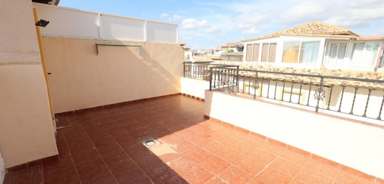 Sale - Terraced house -
Orihuela Costa - Playa Flamenca