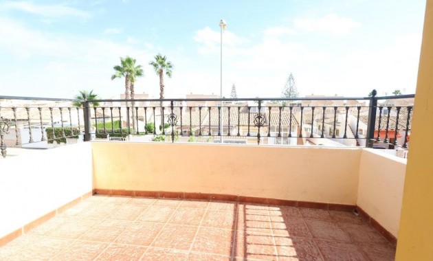 Sale - Terraced house -
Orihuela Costa - Playa Flamenca