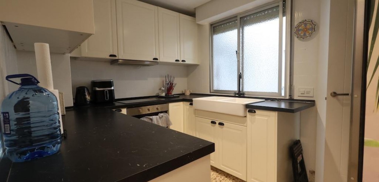 Herverkoop - Appartement / flat -
Torrevieja - torrevieja