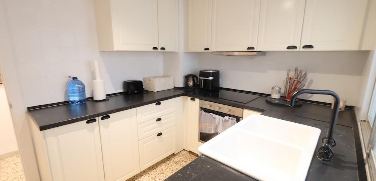 Herverkoop - Appartement / flat -
Torrevieja - torrevieja