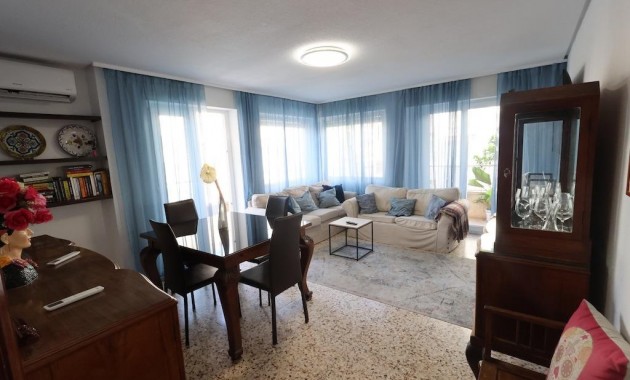 Herverkoop - Appartement / flat -
Torrevieja - torrevieja