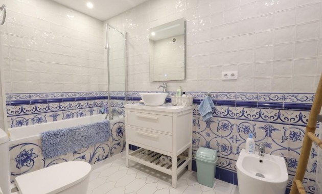 Herverkoop - Appartement / flat -
Torrevieja - torrevieja