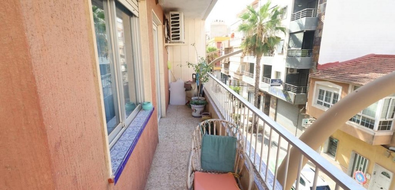 Herverkoop - Appartement / flat -
Torrevieja - torrevieja