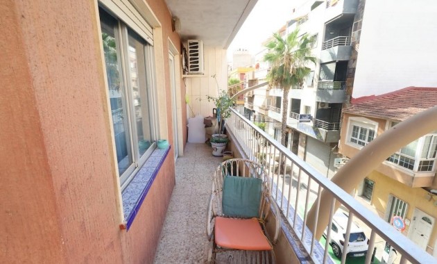 Herverkoop - Appartement / flat -
Torrevieja - torrevieja